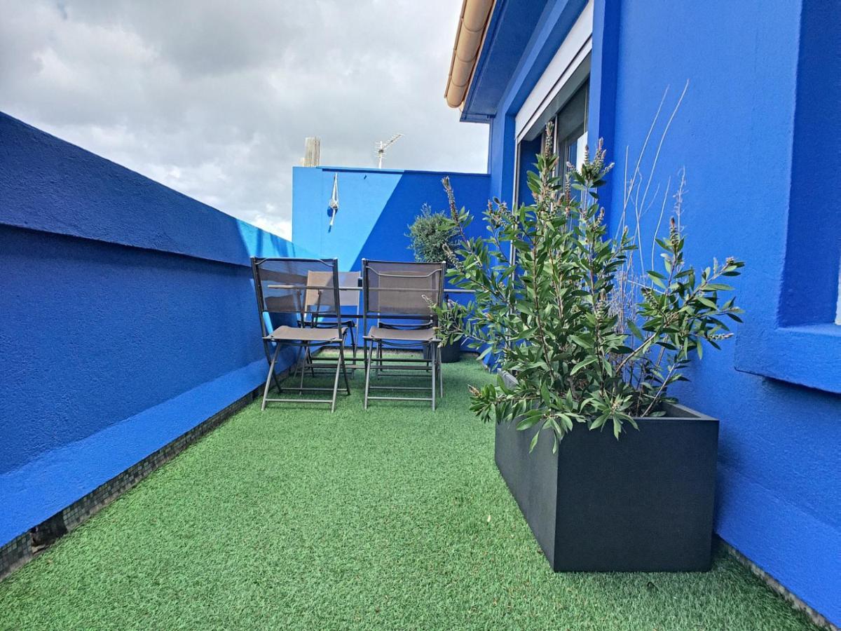 Apartment Roussillon Avec Terrasse