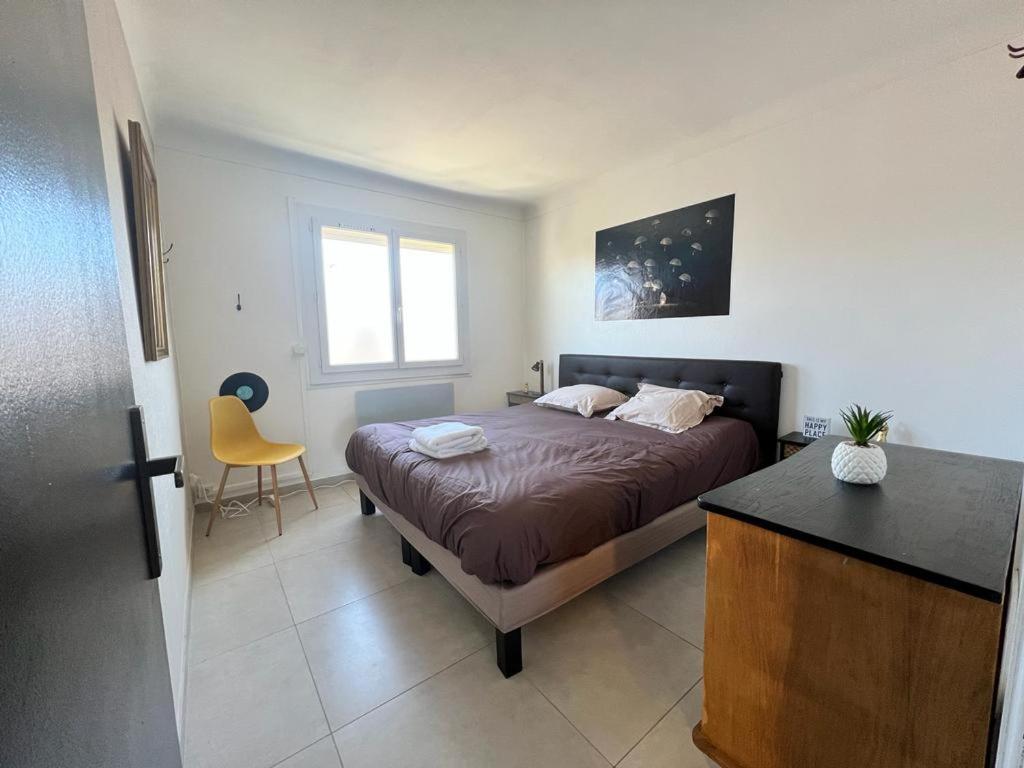 Roussillon Avec Terrasse Appartement *